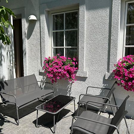Apartment Mit Gartenblick Und Terrasse 바덴 외부 사진